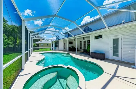 12915 7th Avenue NE Bradenton FL 34212