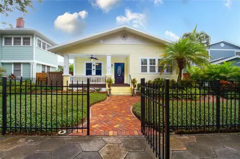 117 14th Avenue N St Petersburg FL 33701