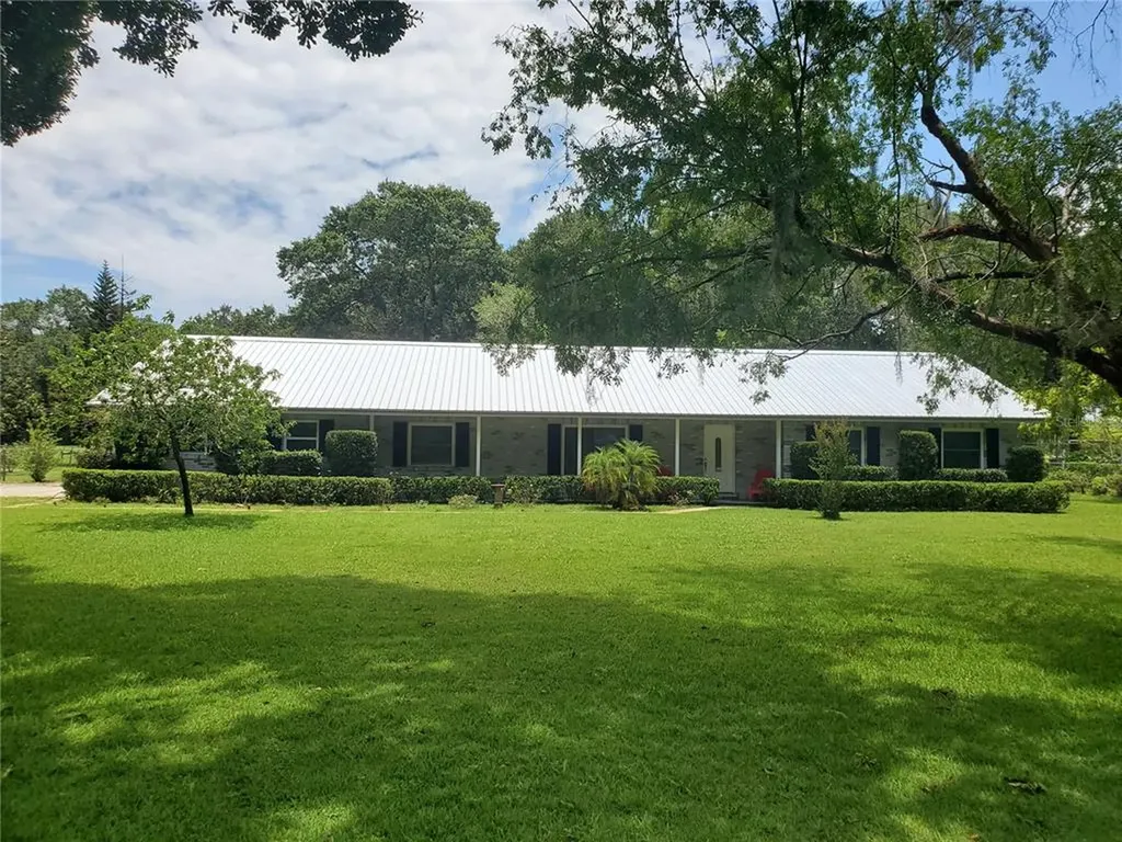 1706 S Forbes Road Plant City FL 33566