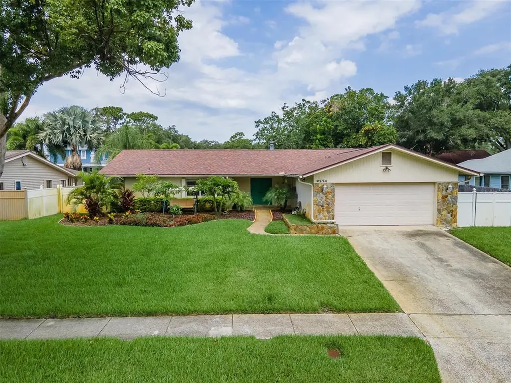 2574 Redwood Way Clearwater FL 33761