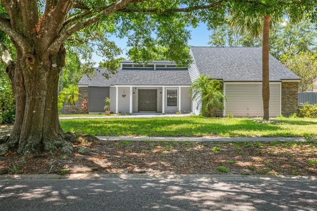 5528 Spring Run Avenue Orlando FL 32819