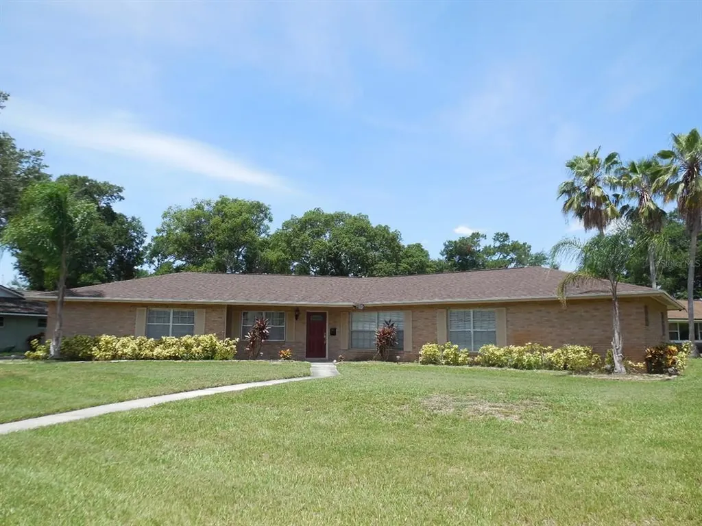 2011 Sepler Drive Fern Park FL 32730