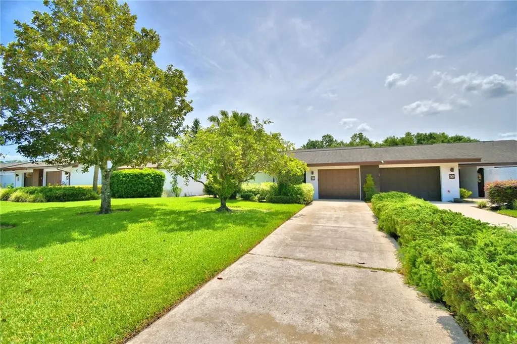28 Huntley Court Haines City FL 33844
