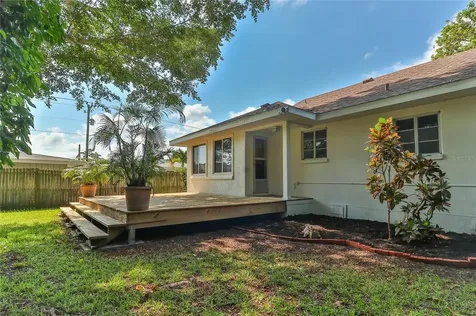 3210 15th Avenue W Bradenton FL 34205