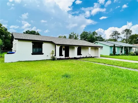 5612 Carris Court Orlando FL 32810