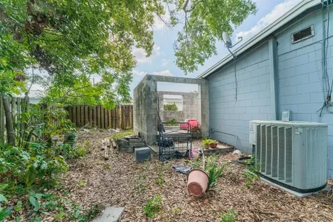 301 N Fremont Avenue Tampa FL 33606
