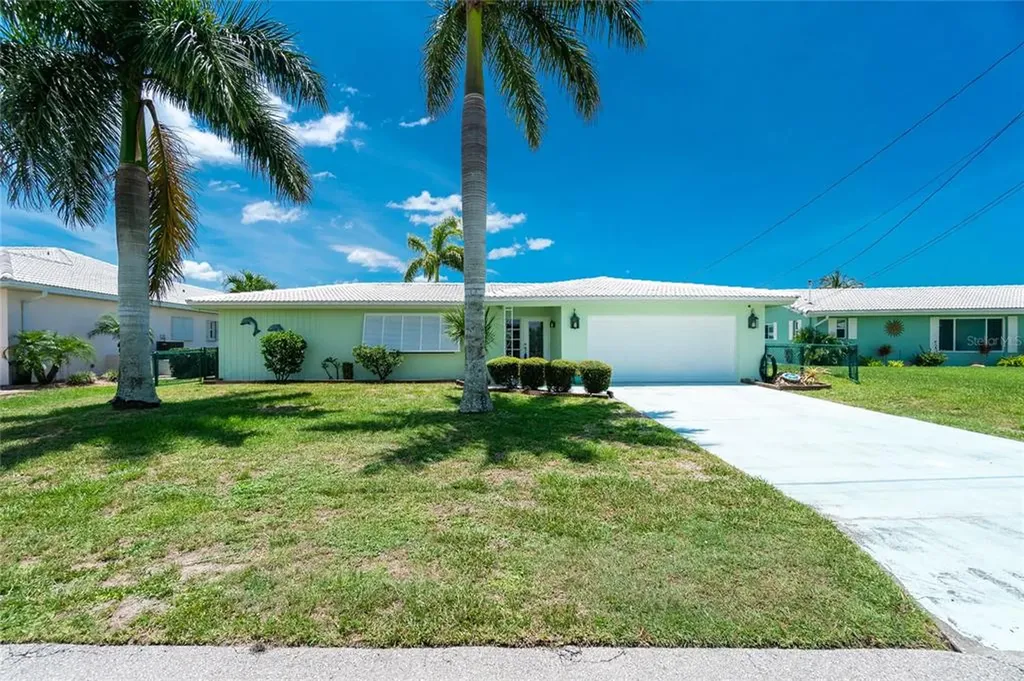 401 Capri Isles Court Punta Gorda FL 33950