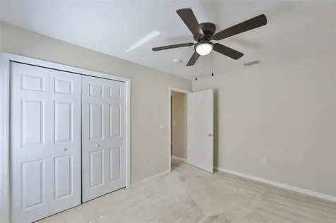 7413 Dragon Fly Loop Gibsonton FL 33534