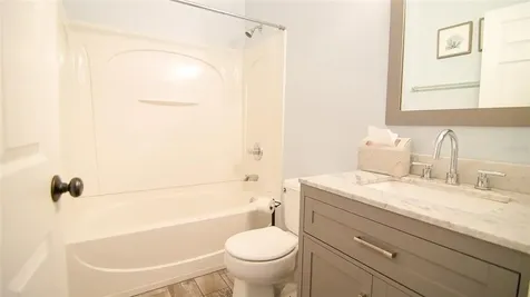 1047 Berkeley Drive Kissimmee FL 34744