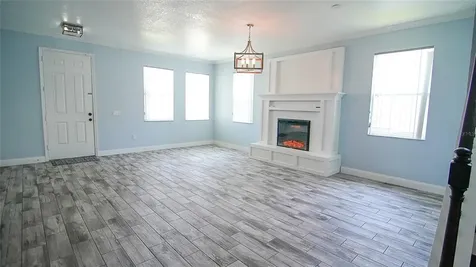 1047 Berkeley Drive Kissimmee FL 34744