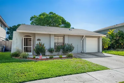 4605 Grove Point Drive Tampa FL 33624