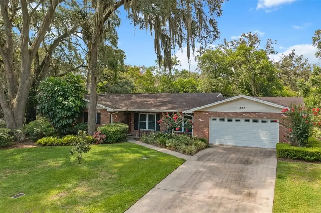 328 Fern Cliff Avenue Temple Terrace FL 33617