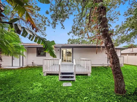 2727 Oak Drive Apopka FL 32703