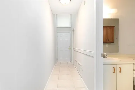101 N Hill Avenue Deland FL 32724