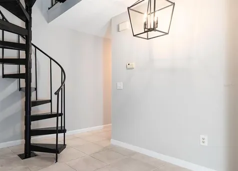 101 N Hill Avenue Deland FL 32724