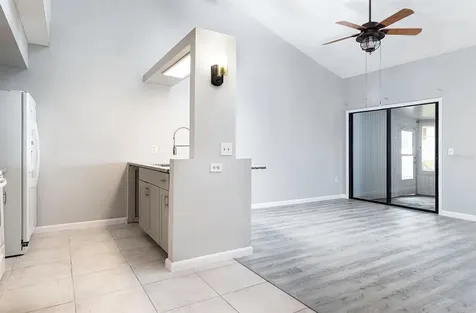 101 N Hill Avenue Deland FL 32724
