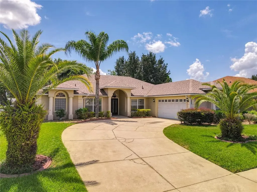945 Dartmouth Avenue Clermont FL 34711