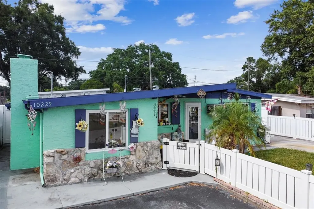 10229 121st Avenue Largo FL 33773