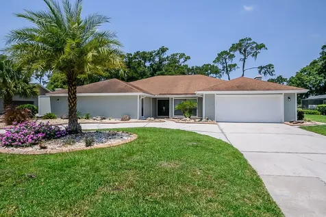 2003 Country Club Court Plant City FL 33566