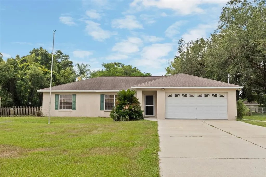 37234 Mandarin Avenue Zephyrhills FL 33541