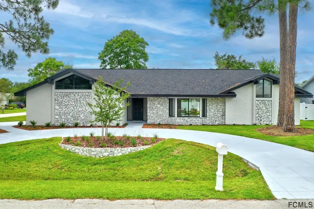 1 Folcroft Lane Palm Coast FL 32137