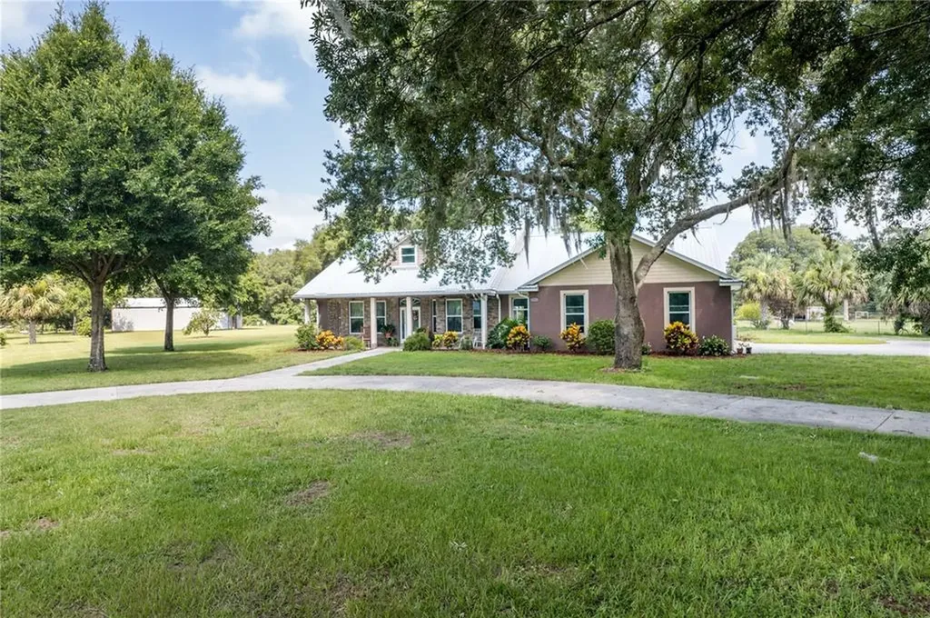 37515 Felkins Road Leesburg FL 34788