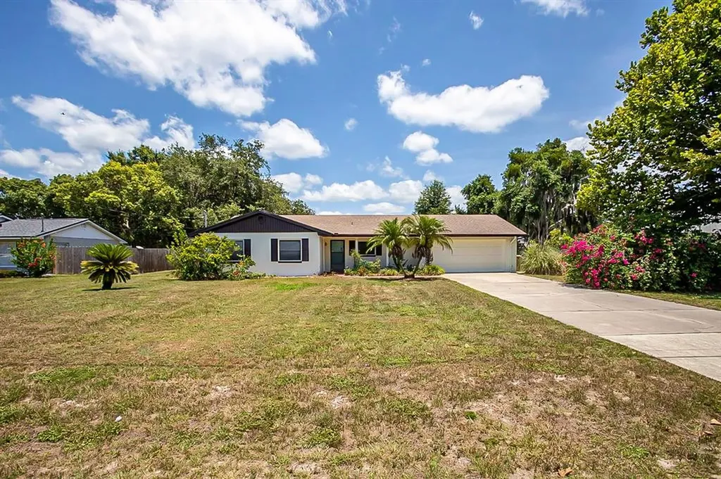 15149 Colley Drive Tavares FL 32778