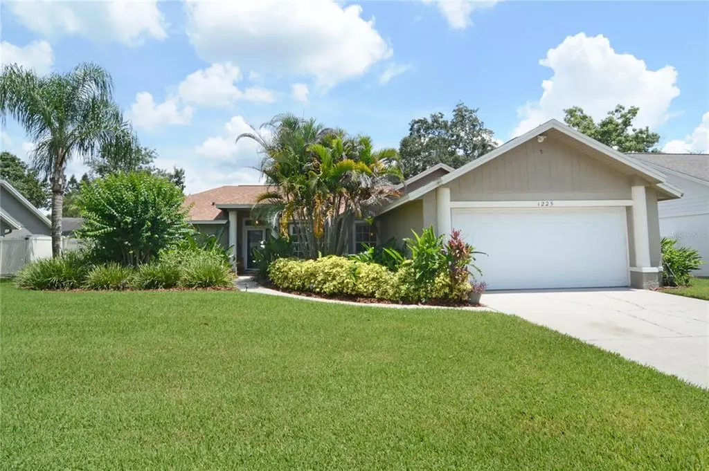 1225 Lake Rogers Circle Oviedo FL 32765