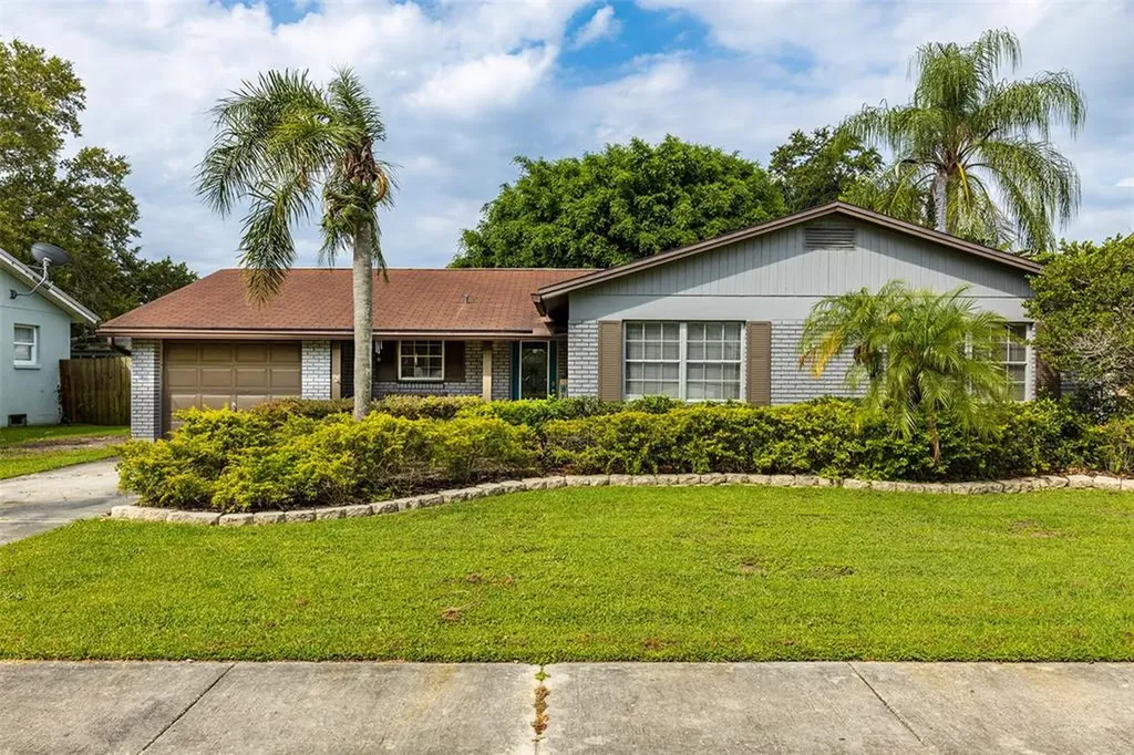 8332 Archwood Circle Tampa FL 33615