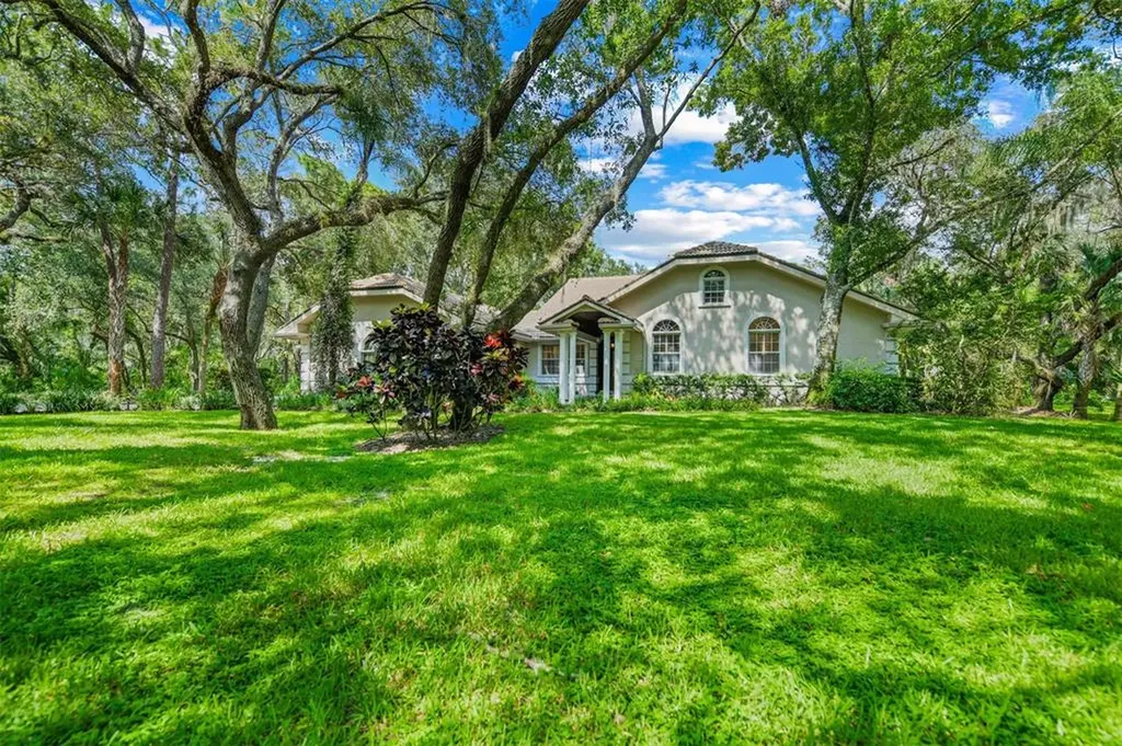 4580 Windsor Park Sarasota FL 34235