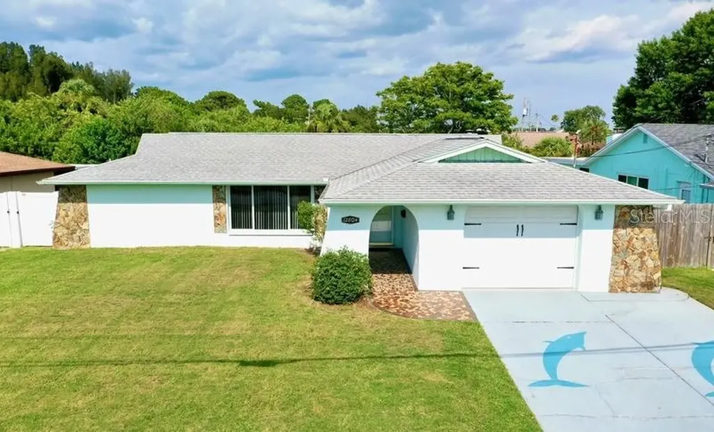 12804 1st Isle Hudson FL 34667