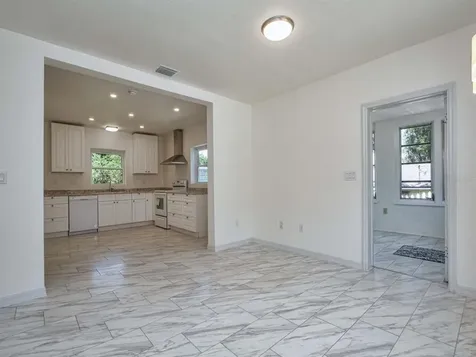 510 E 1st Avenue Mount Dora FL 32757