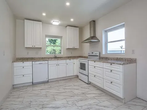 510 E 1st Avenue Mount Dora FL 32757