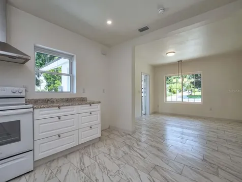 510 E 1st Avenue Mount Dora FL 32757
