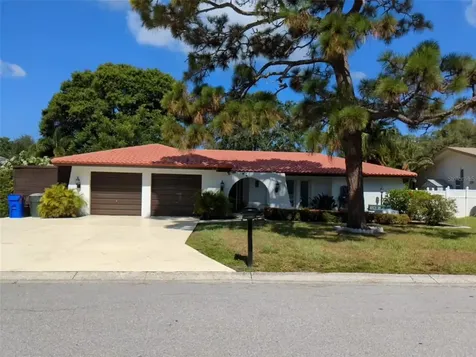 2010 Macarthur Court Dunedin FL 34698