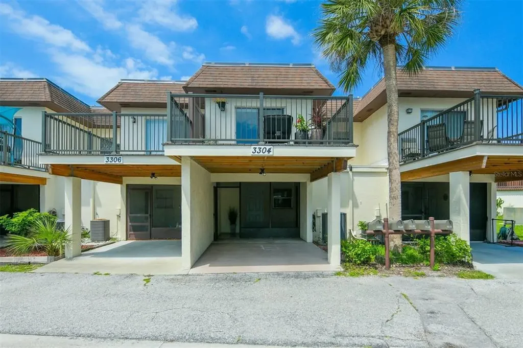 3304 Ramblewood Place Sarasota FL 34237