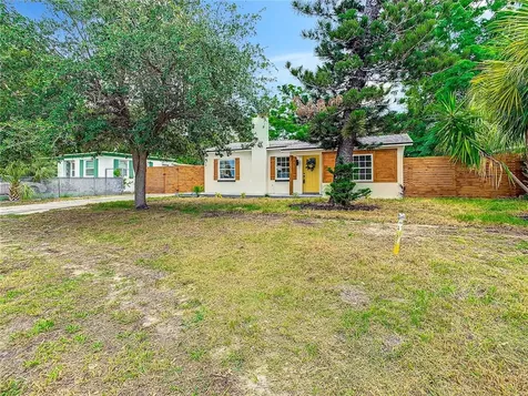 420 40th Street S St Petersburg FL 33711