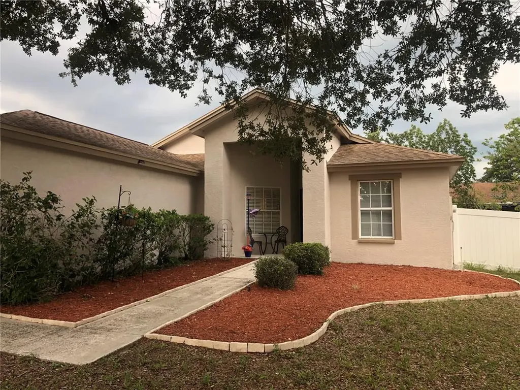 605 Lakemont Drive Brandon FL 33510