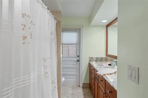 4360 39th Street S St Petersburg FL 33711