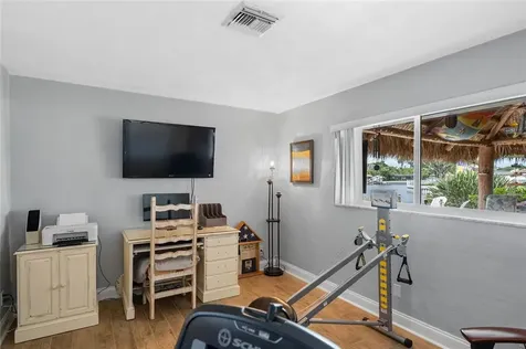 4360 39th Street S St Petersburg FL 33711