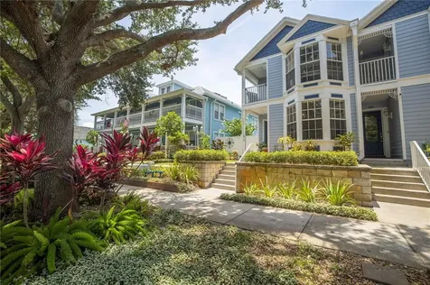 676 4th Avenue S St Petersburg FL 33701