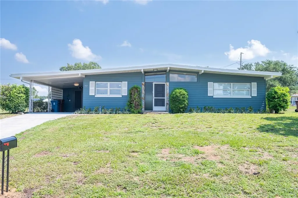 703 Wildabon Avenue Lake Wales FL 33853