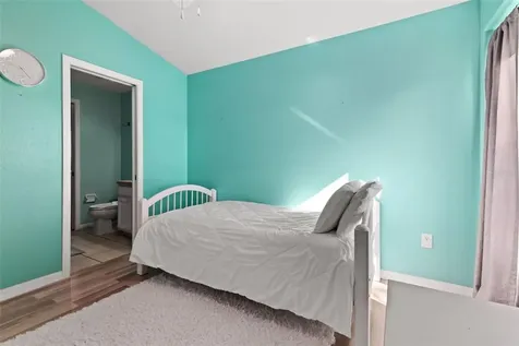 2242 Colville Chase Drive Ruskin FL 33570