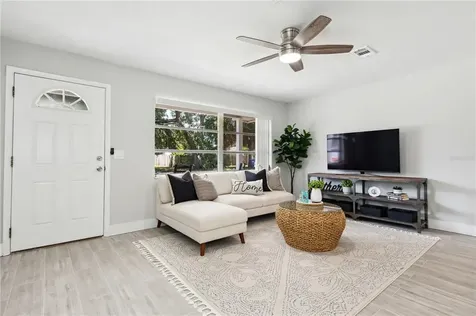 1223 36th Terrace N St Petersburg FL 33704