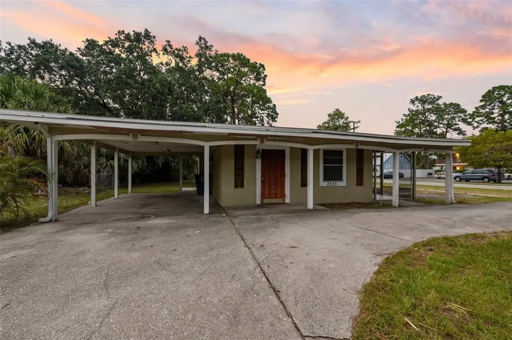 2275 Canal Street Fort Myers FL 33901