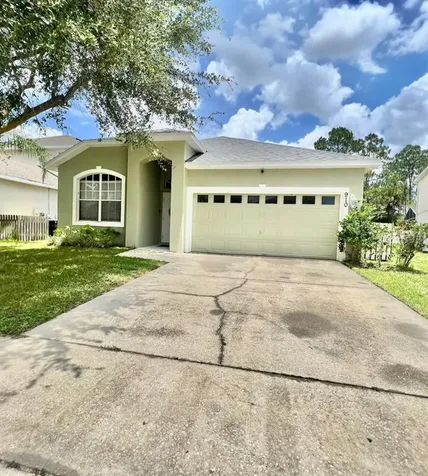 910 Oxford Drive Davenport FL 33897