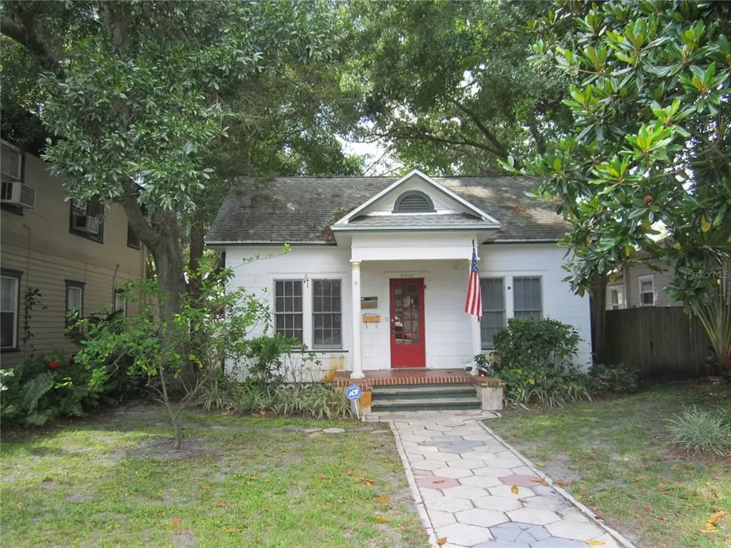 222 11th Avenue NE St Petersburg FL 33701