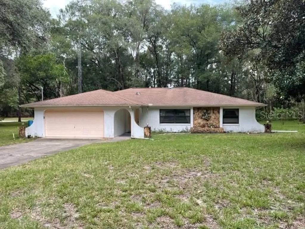 18430 SW 75th Place Dunnellon FL 34432