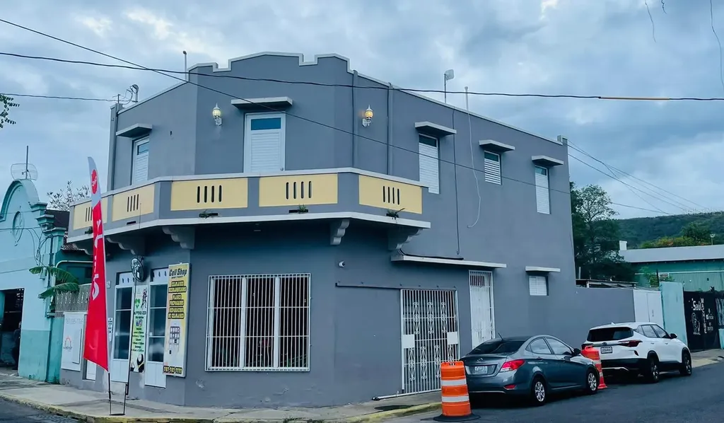 Calle Villa Esquina Calle Progreso Ponce PR 00717