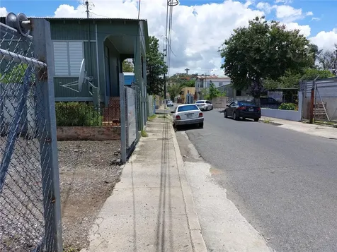 Calle Villa Esquina Calle Progreso Ponce PR 00717